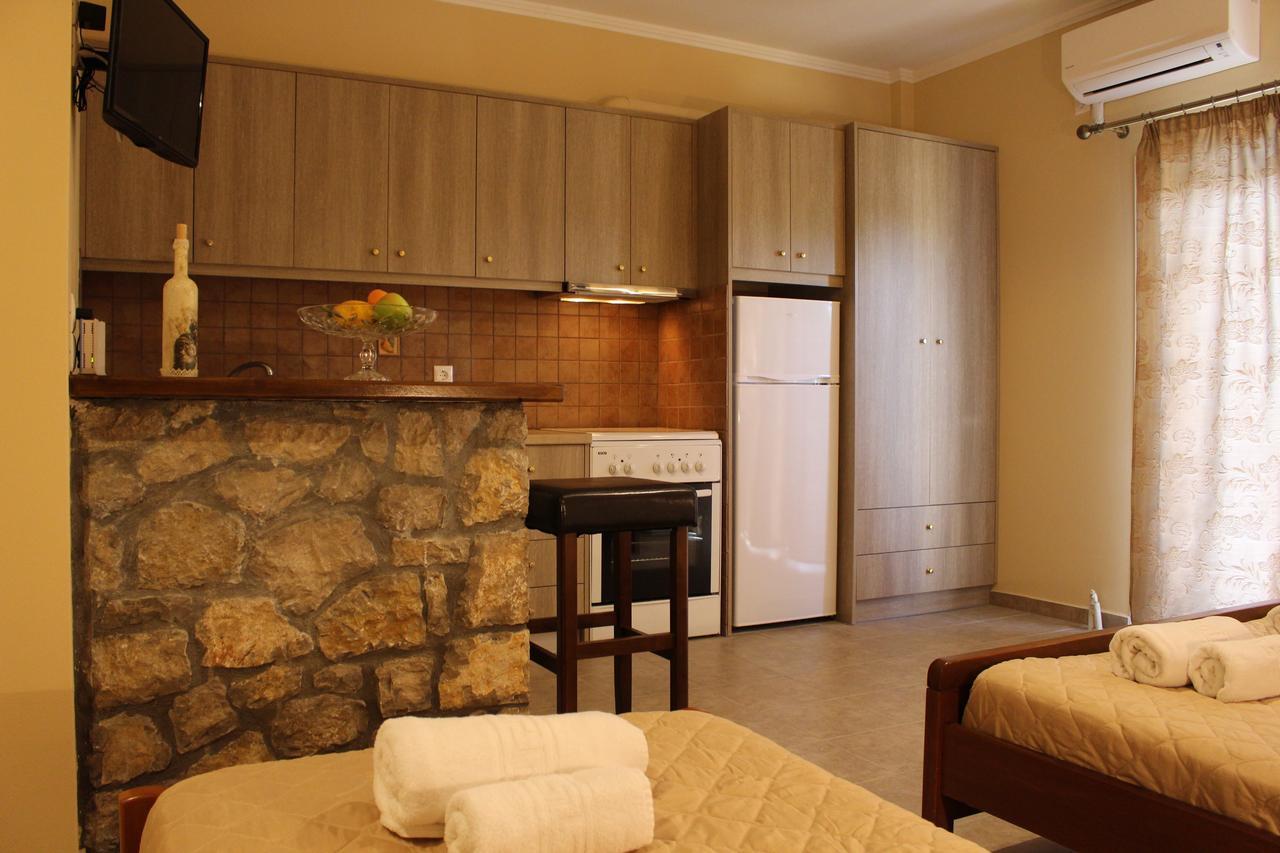 Alkionis Pool View Apartments Lefkáda エクステリア 写真