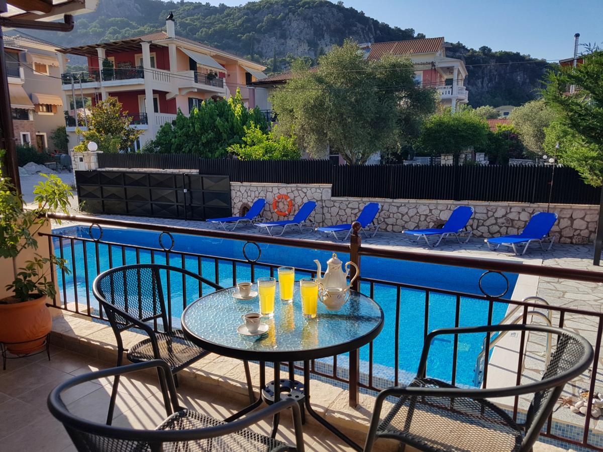 Alkionis Pool View Apartments Lefkáda エクステリア 写真