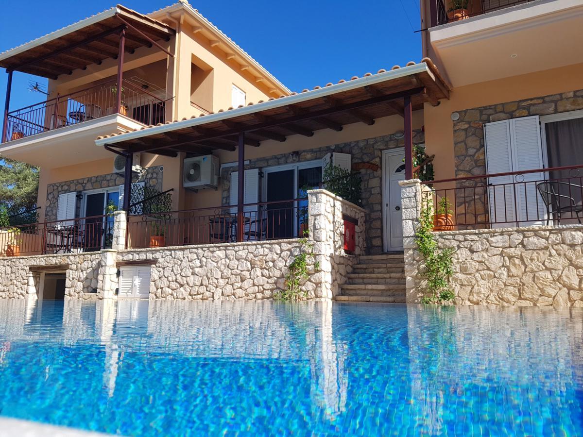Alkionis Pool View Apartments Lefkáda エクステリア 写真
