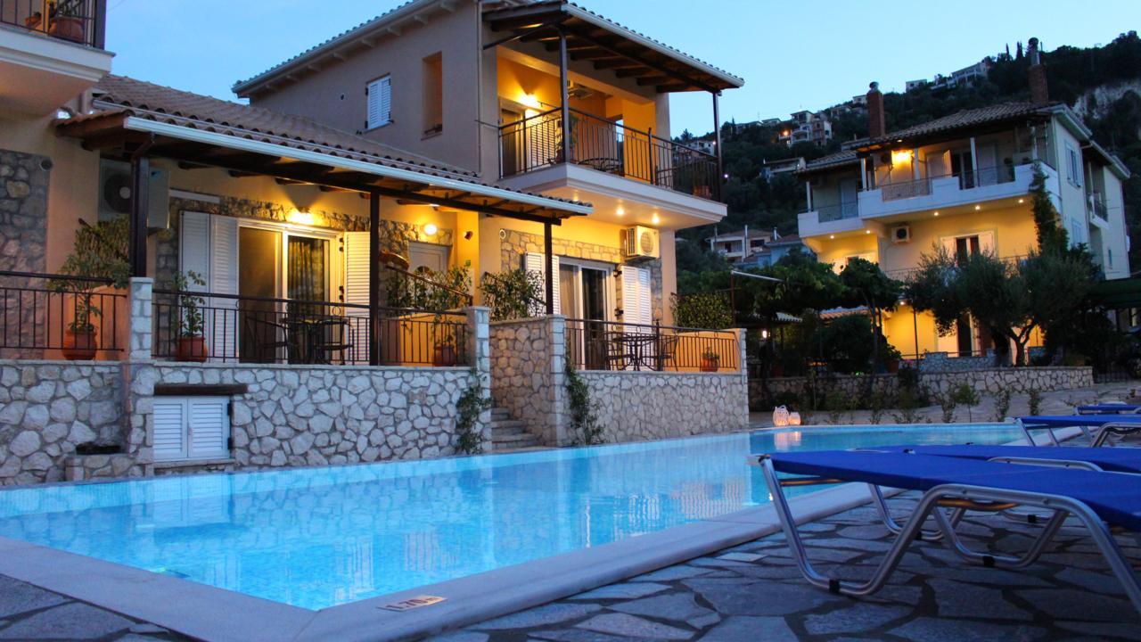 Alkionis Pool View Apartments Lefkáda エクステリア 写真